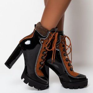 *RARE* AZALEA WANG "Antique Heartbreak" Chunky Laced Booties In Black & Brown